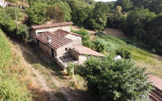 Palestrina Adiacenze, terreno con strutture varie