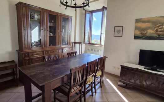 In palazzina storica con ascensore panoramico appartamento